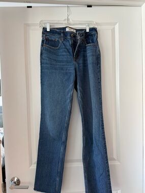 Abercrombie Mid Rise Curve Love Jeans